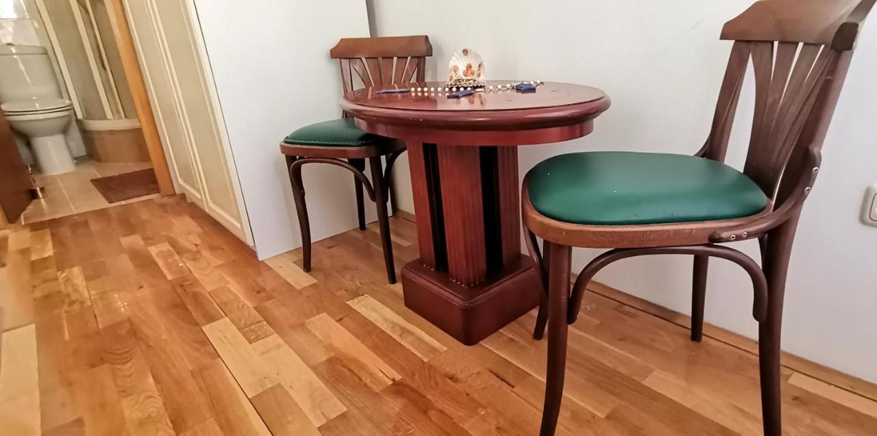 Studio Apartment L&G Rovinj Eksteriør billede