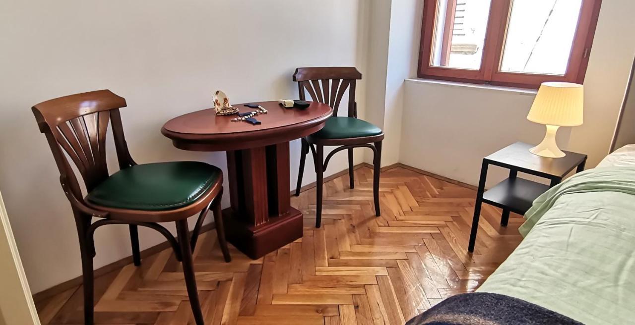 Studio Apartment L&G Rovinj Eksteriør billede